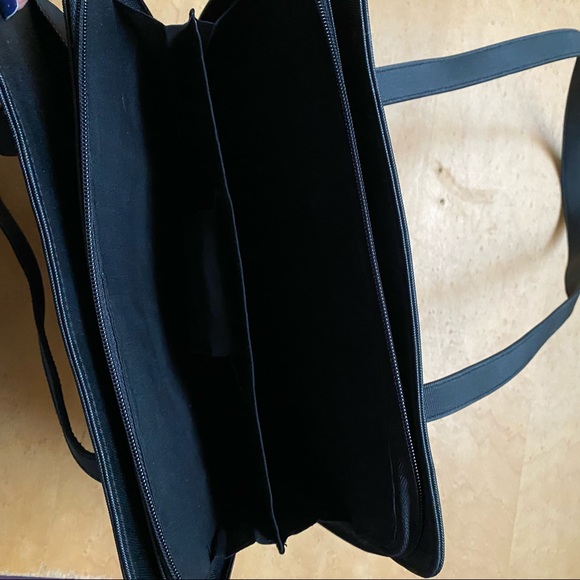 Vintage bag, lots of pockets - Picture 7 of 12